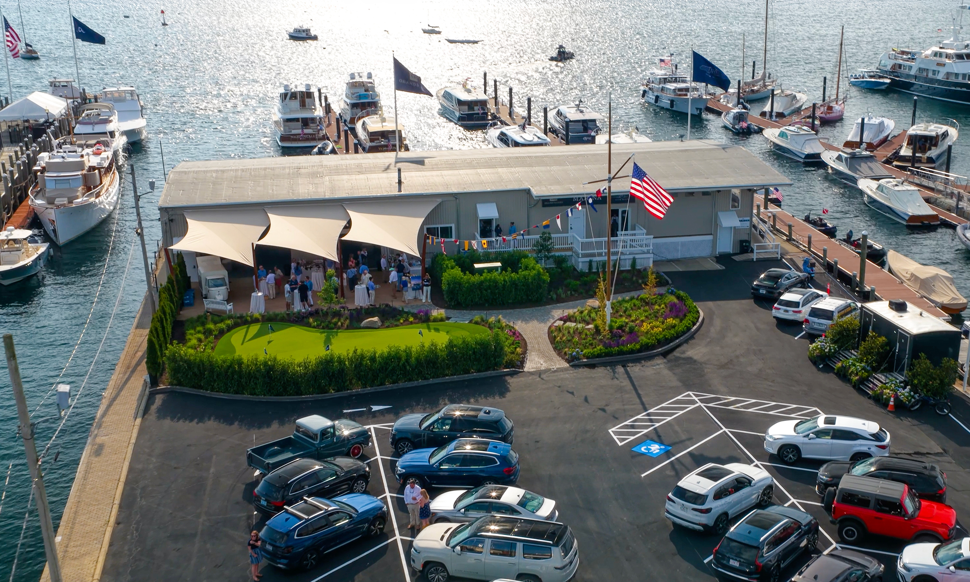 Begin Your Day at the Palm Beach Motor Yachts Owners Club